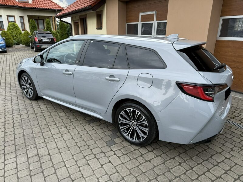 Toyota Corolla 2.0 Hybrid Team D E21 (2019-)