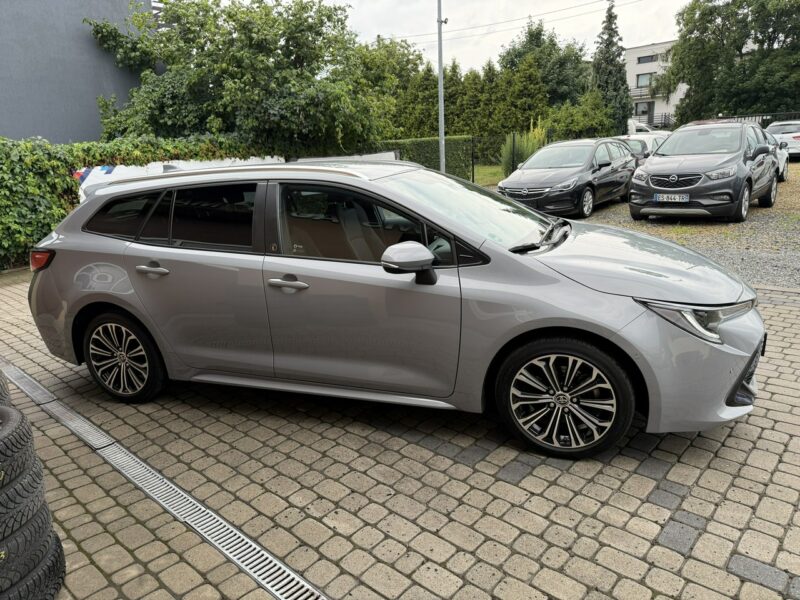 Toyota Corolla 2.0 Hybrid Team D E21 (2019-)