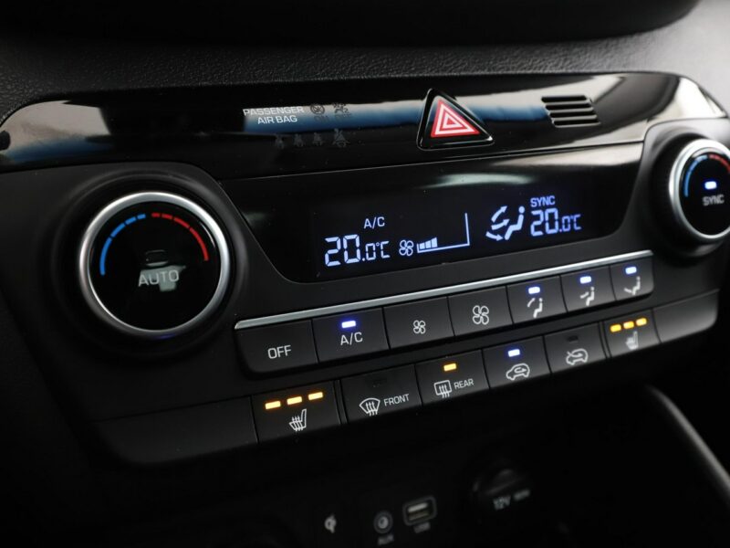 Hyundai Tucson Skóra, automat, 177KM, Navi, Kamera, Podg.fotele, Aut.klima III (2015-2020)