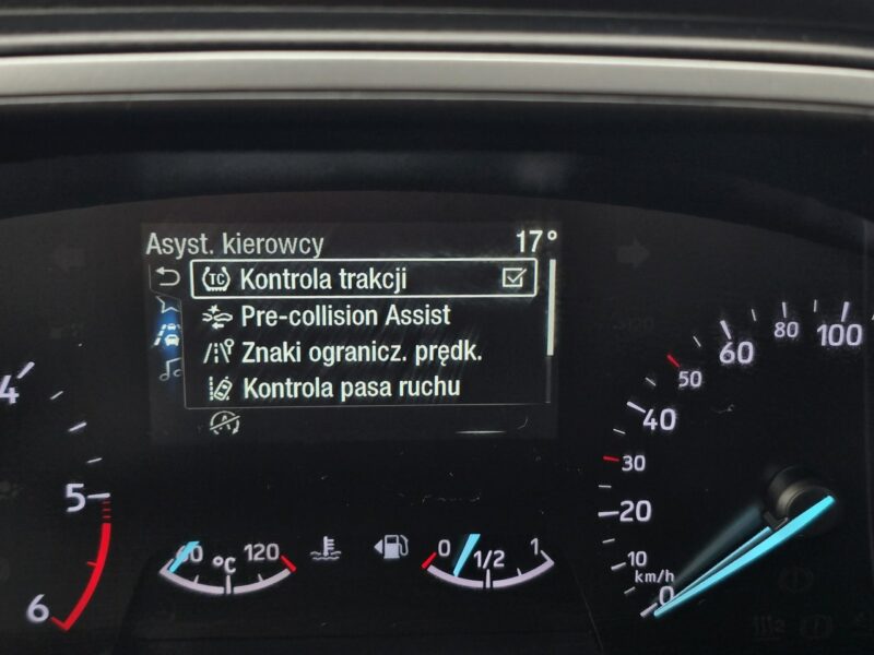 Ford Focus CONNECTED 1.5 EcoBlue 120KM Salon Polska Serwis ASO GWARANCJA FV 23% Mk4 (2018-)