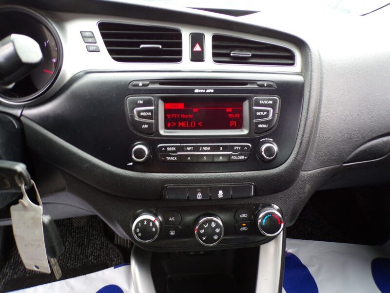 Kia Cee'd Klimatyzacja /Gwarancja /1,4 /100KM /2013/I Właść II (2012-)