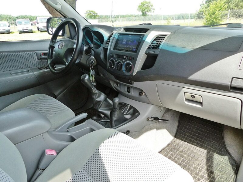 Toyota Hilux 2.5 D-4D*Klima*Pełna Elektryka*Alu*Wyciągarka*Opony AT*Idealny Stan!! VII (2005-)
