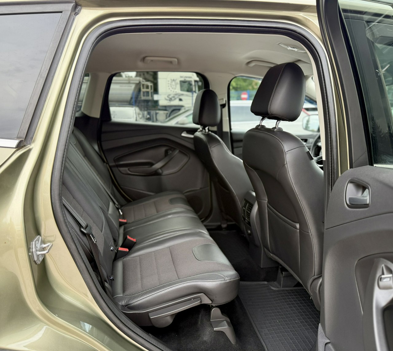 Ford Kuga Titanium,Navi,Półskóra,Serwis,Gwarancja II (2012-)