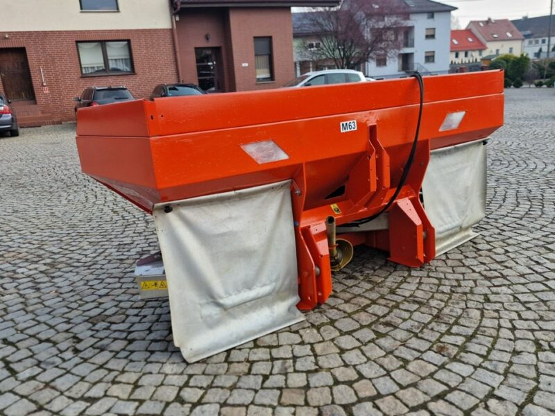 siewki i siewniki inny RAUCH ALPHA 1141 Siewnik rozsiewacz RAUCH ALPHA 1141, 2,5m