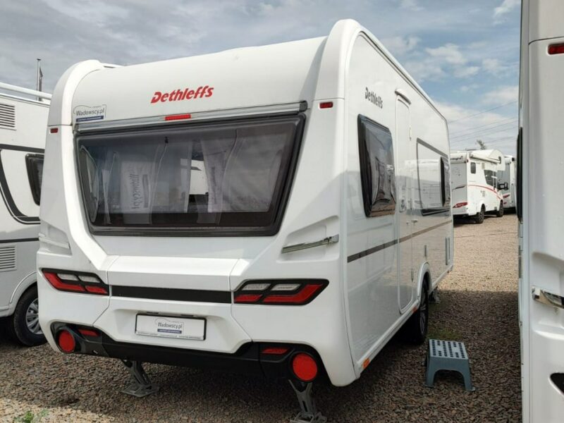 przyczepy kempingowe Dethleffs Camper 470 FR Od ręki - Przyczepa z podkową i łóżkiem francuskim! Ogrzewanie Combi 4
