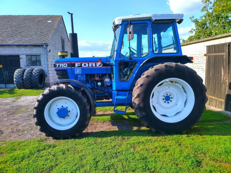 Ford 7710 -- 98KM -- FILM -- New Holland