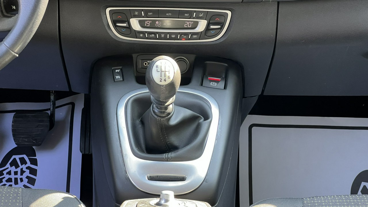 Renault Grand Scenic Gwarancja na rok w cenie auta * Wyjątkowo Ładny * Udok. Przebieg * II (2009-2016)